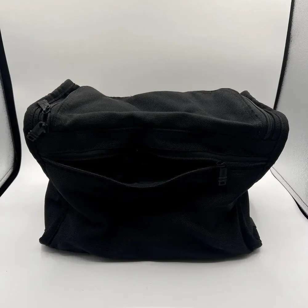 Tumi item gently